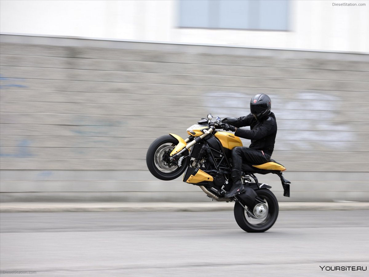 Мотоцикл Honda nc700s
