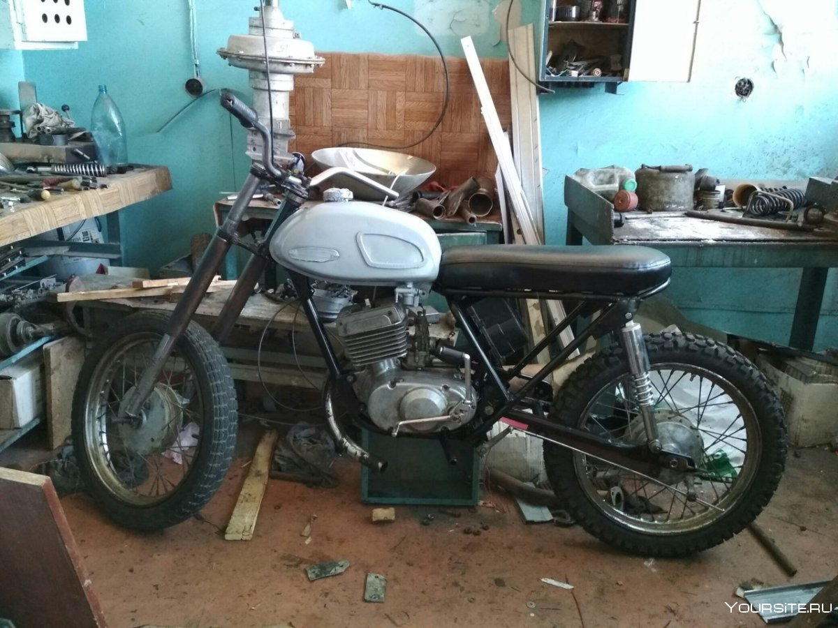 Мотоцикл Минск 125 скремблер