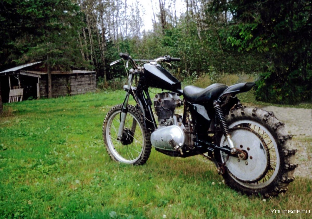 Кроссовый мотоцикл 90х годов