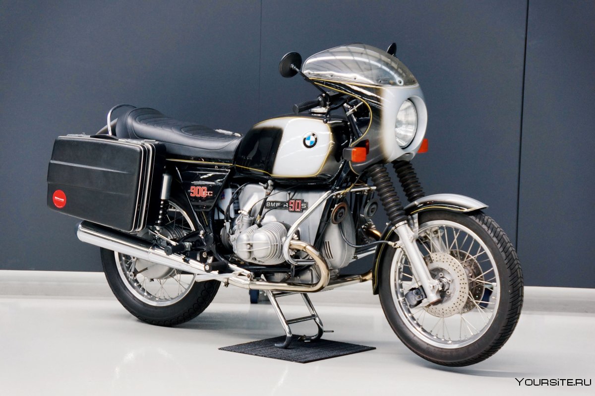 Мотоцикл BMW r90