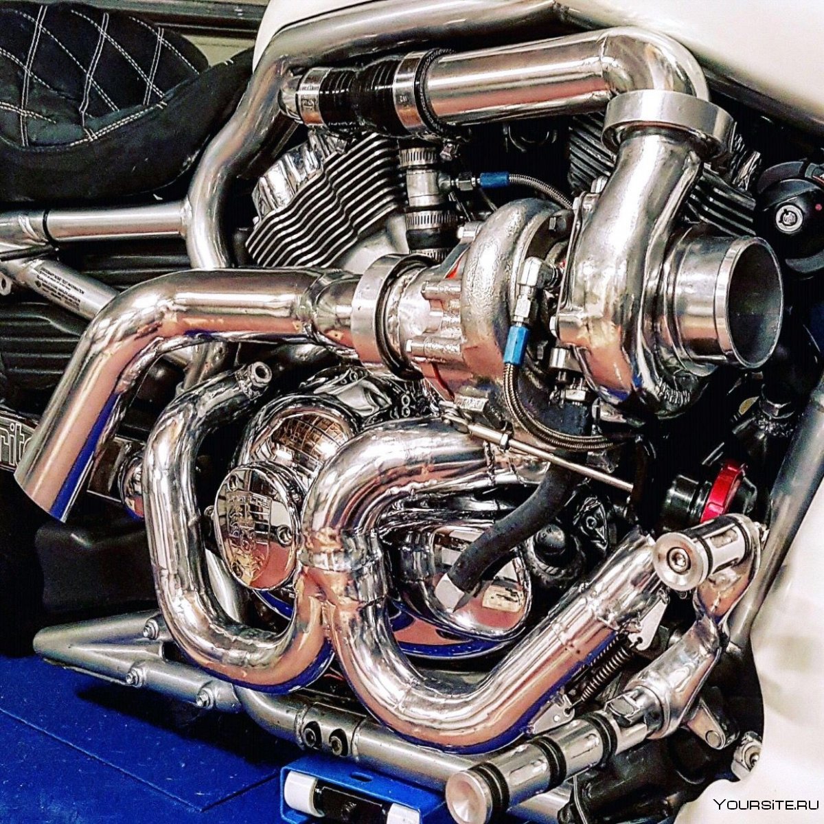 Harley Davidson v Rod двигатель