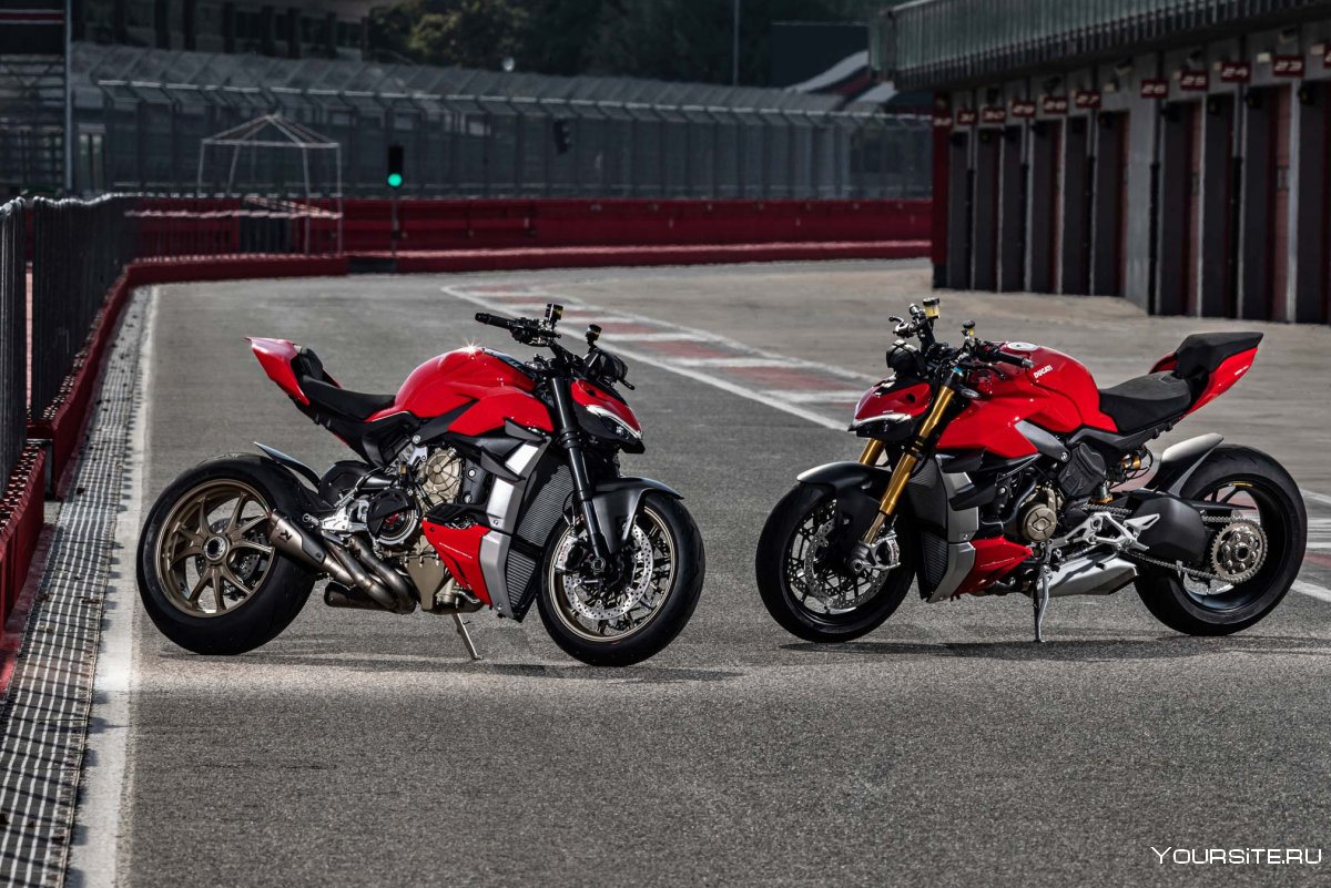 Ducati Streetfighter v4 2020