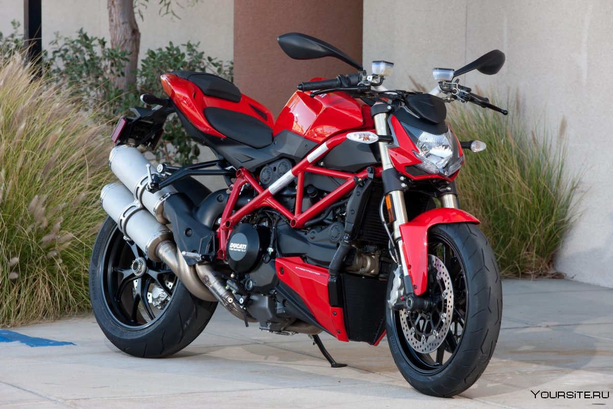 Ducati 848 Street Fighter