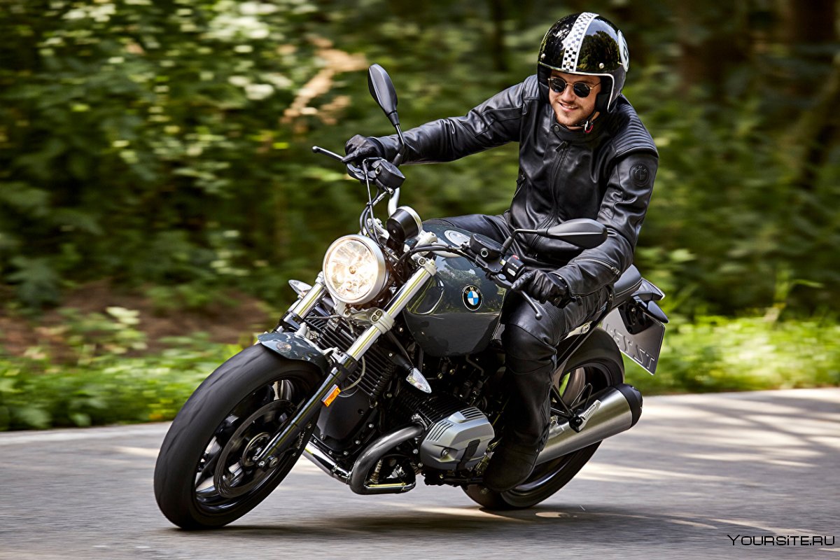 BMW Vision next 100 мотоцикл