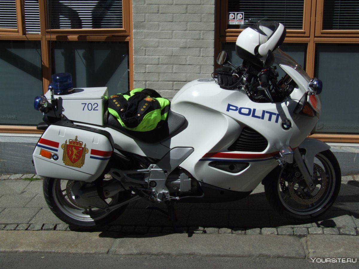 Полицейский мотоцикл BMW k1200gt