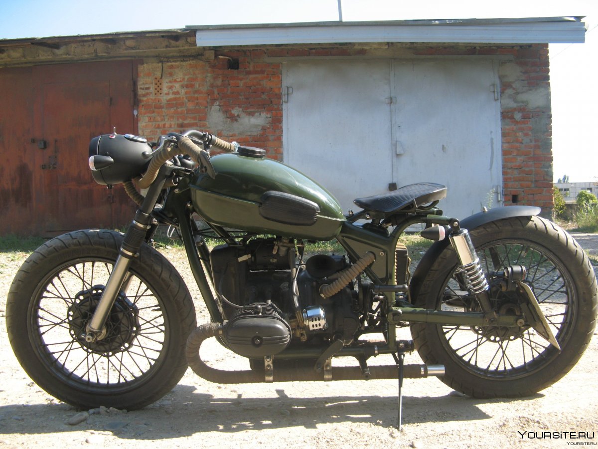Мотоцикл Урал 1975