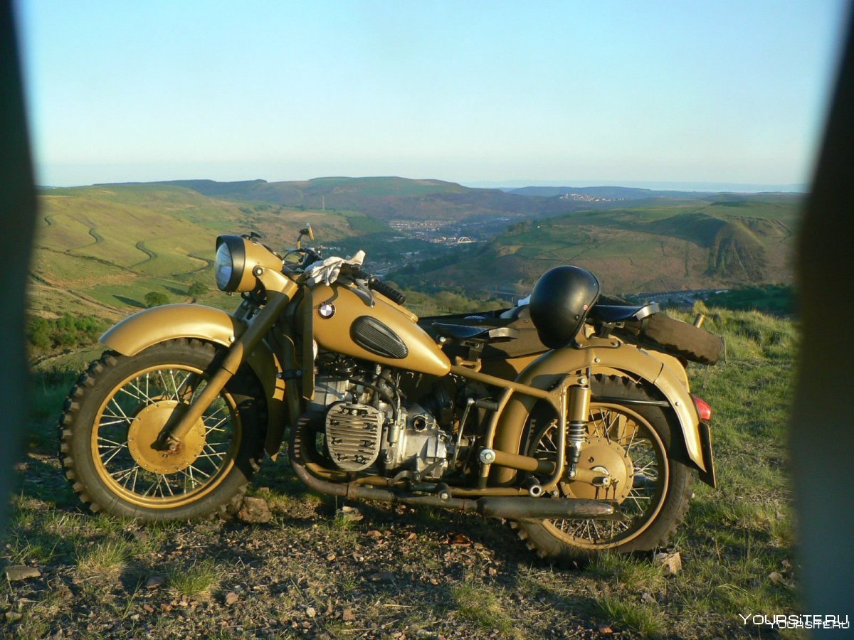 Мотоцикл Урал волк 750