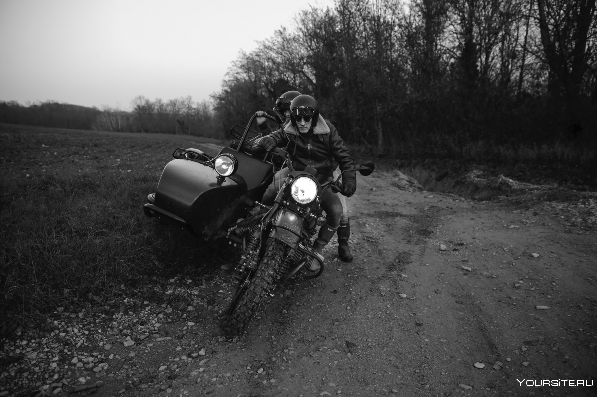 Мотоцикл Урал волк 750