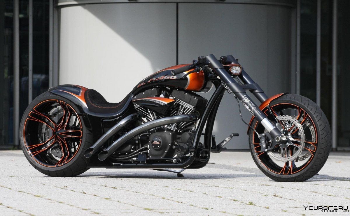 Мотоцикл Harley Davidson Red