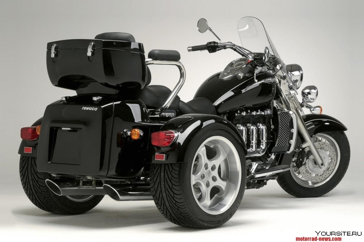 Мотоцикл Хонда Голд Винг трехколесный