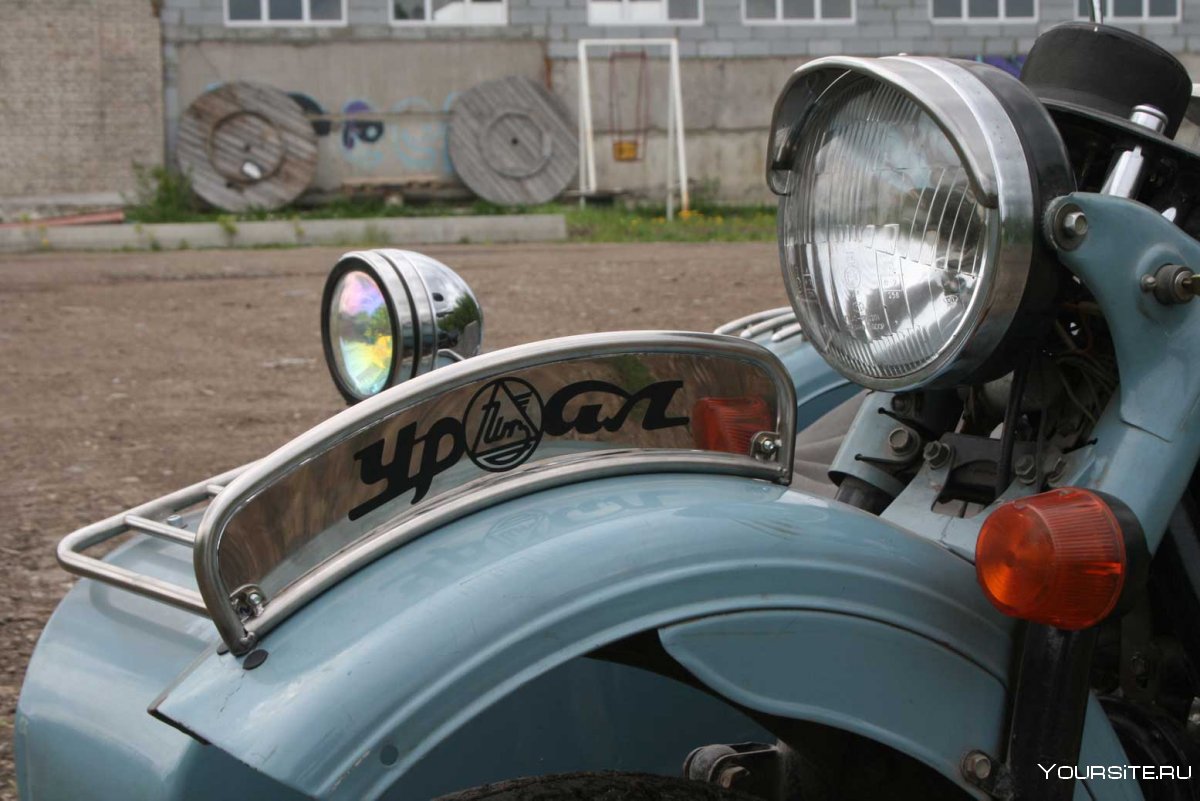Фара Искатель на мотоцикл Урал