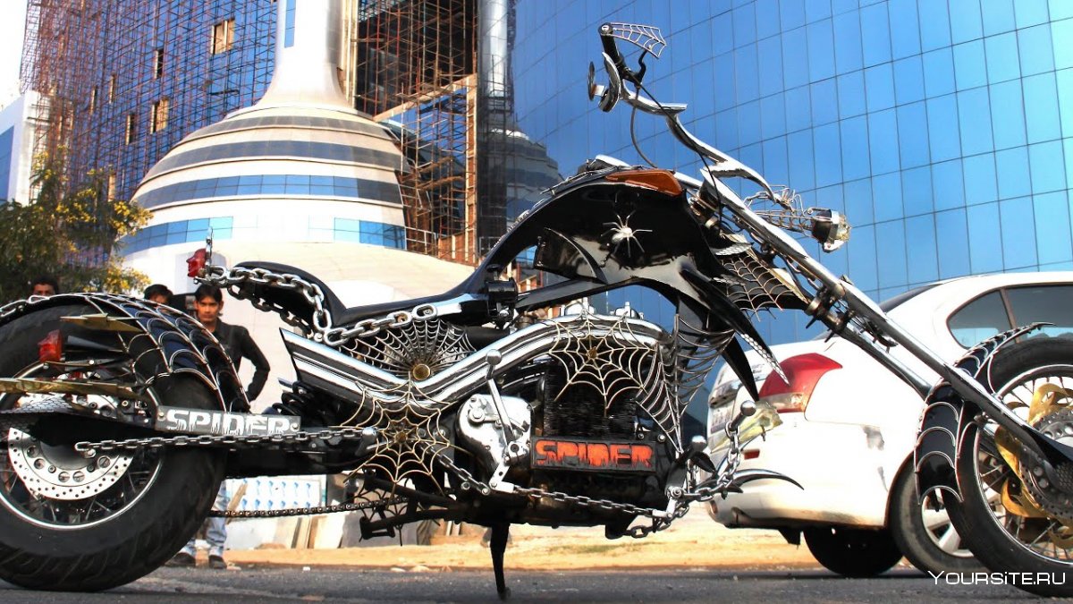 Удлиненный мотоцикл