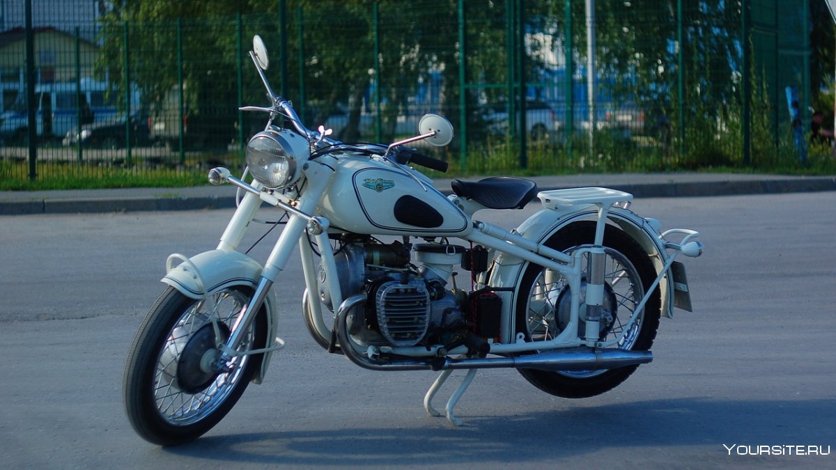 Мотоцикл ИМЗ М-61