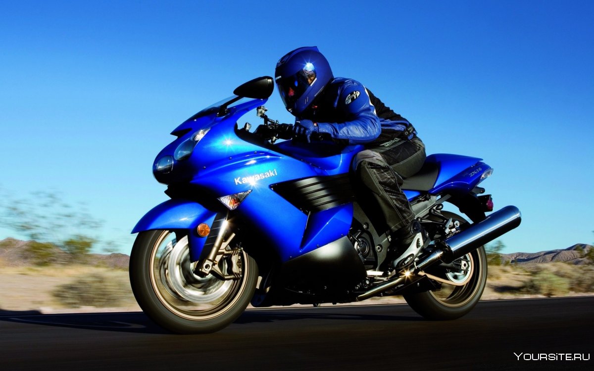 Мотоцикл Кавасаки синий