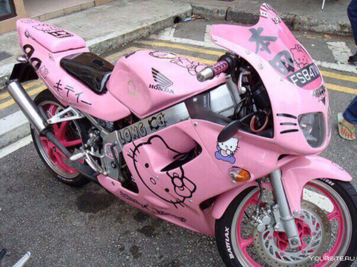 Розовый мотоцикл с Хеллоу Китти
