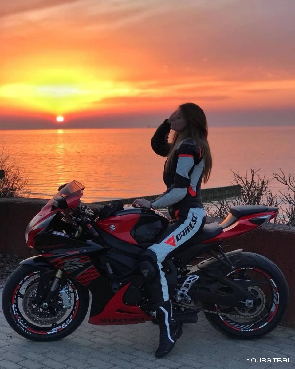 Соня мотоциклистка