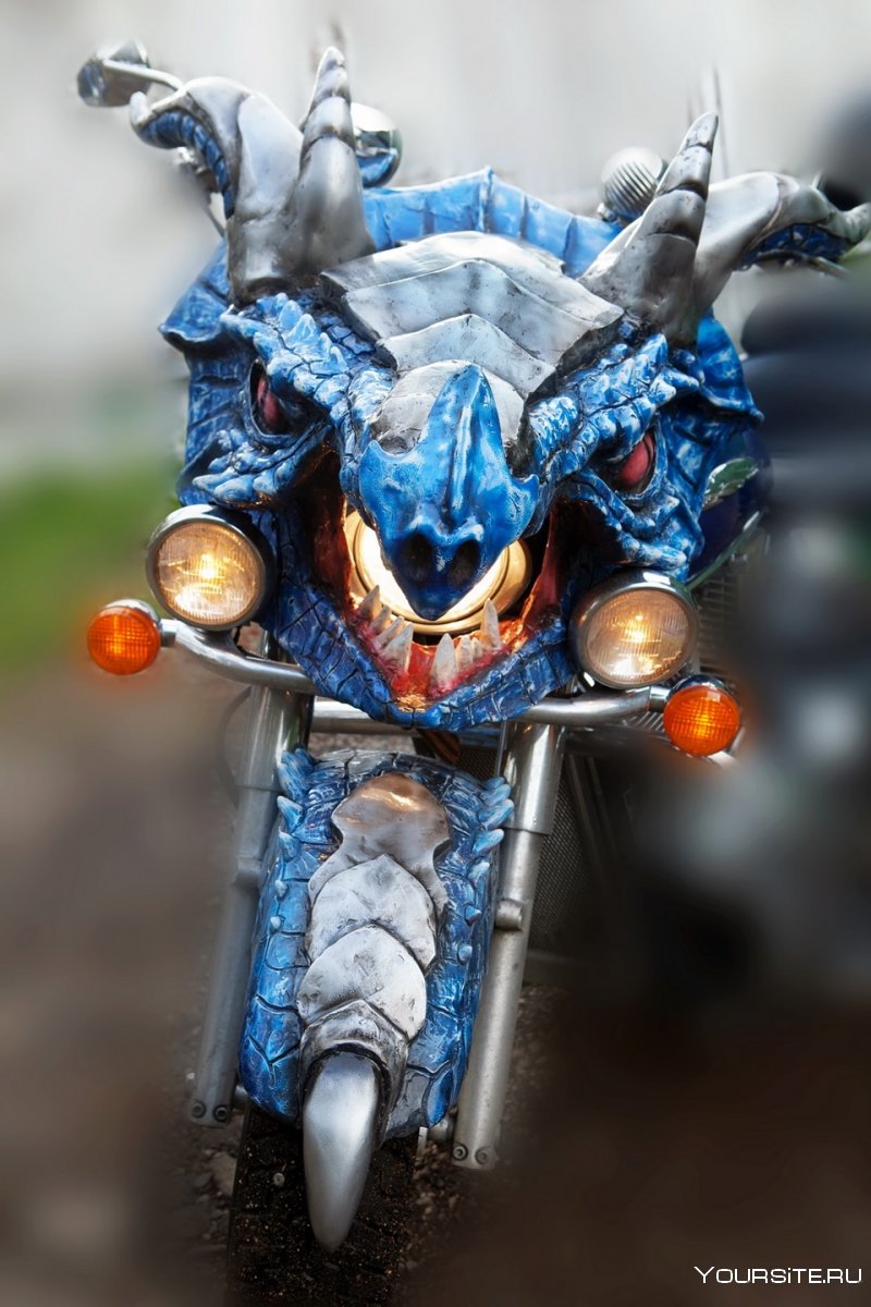 Дракон на мотоцикле