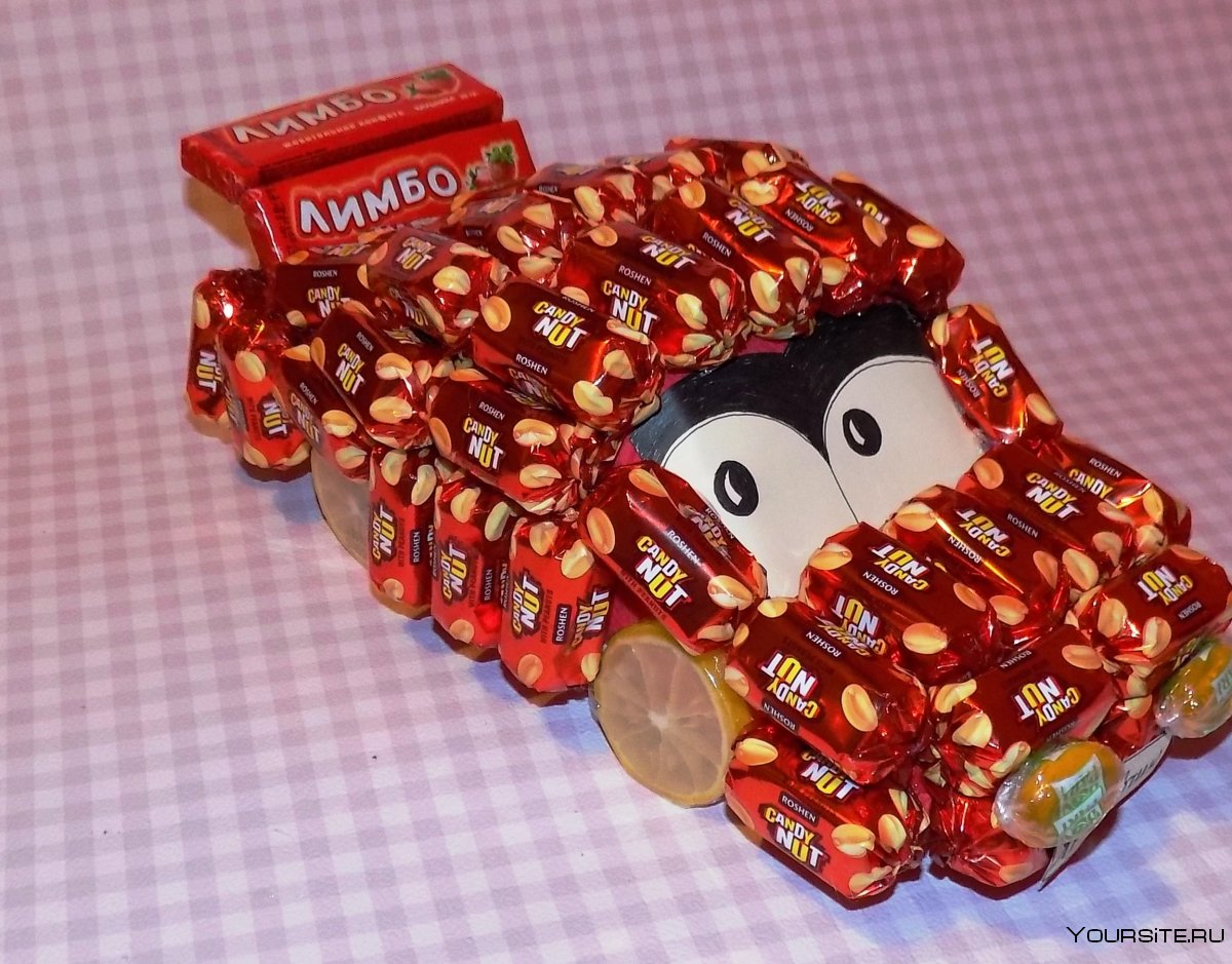 Подарки из конфет для мужчин машины