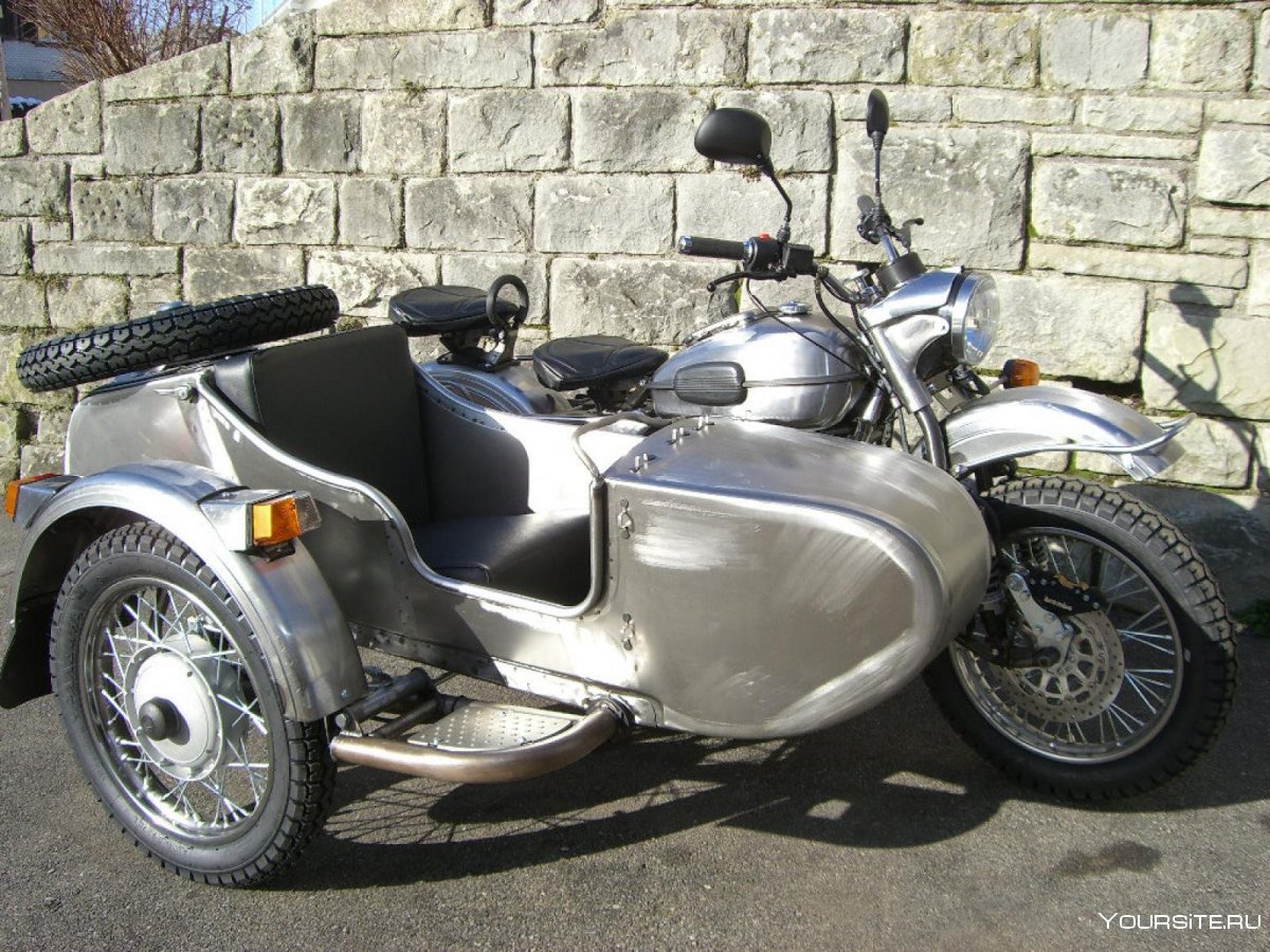Мотоцикл Урал 2009