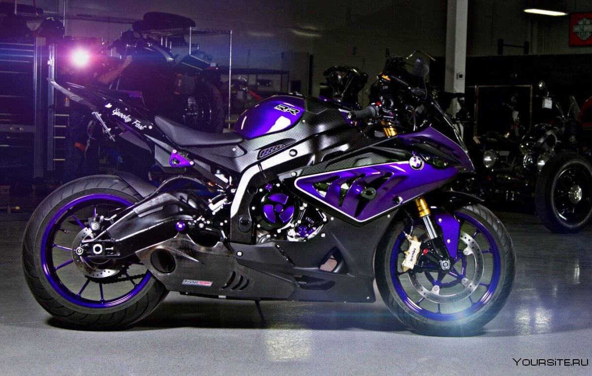 Мотоцикл BMW s1000rr фиолетовый