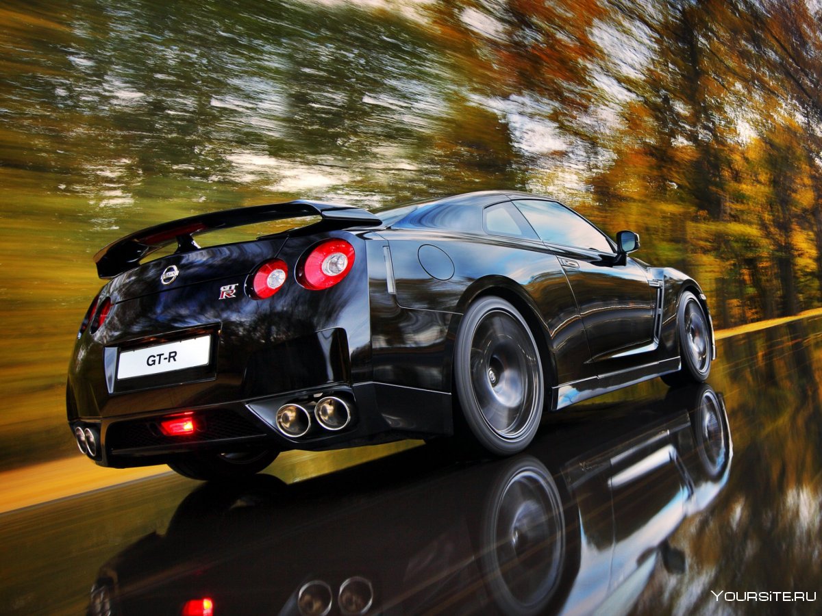 Nissan gt-r r35 Black