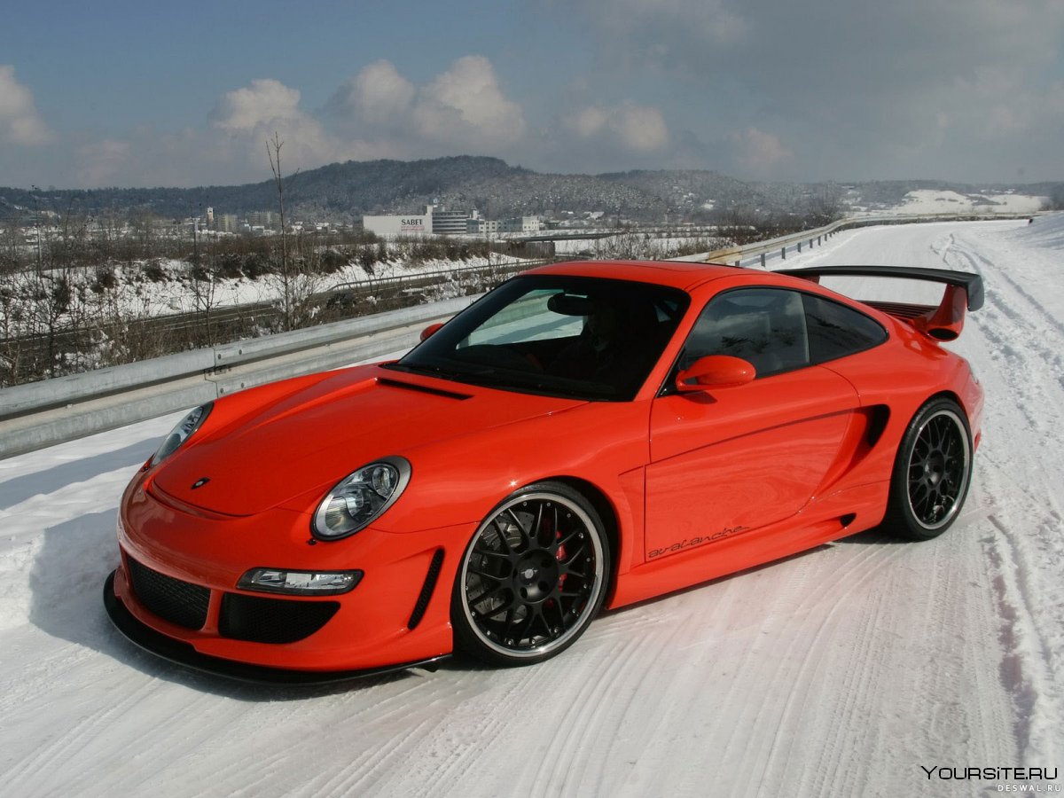 Porsche 911 красный