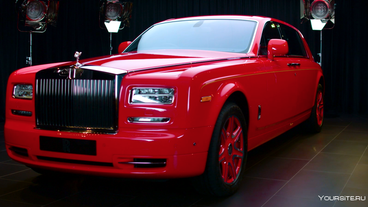 Rolls Royce Phantom красный