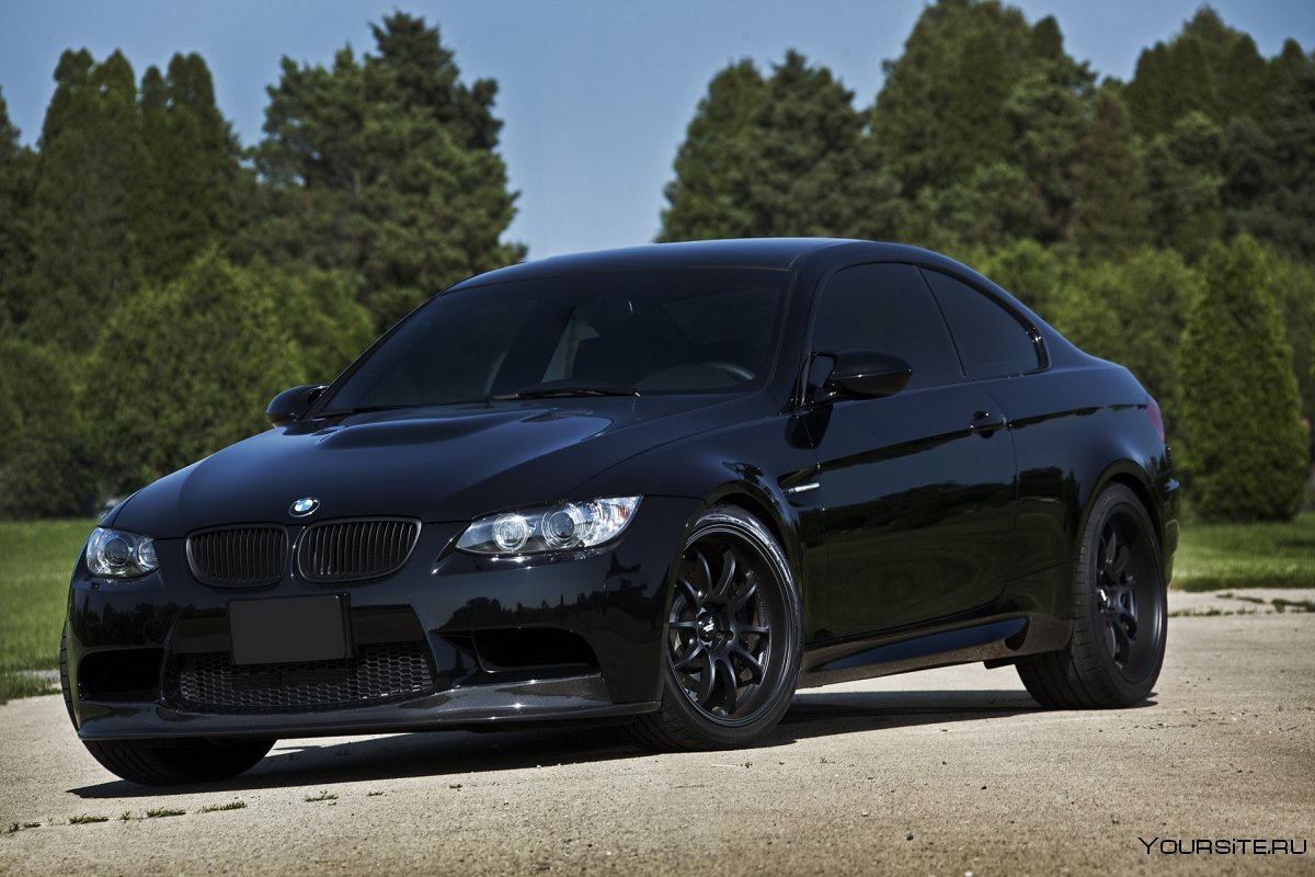 BMW m3 черного цвета
