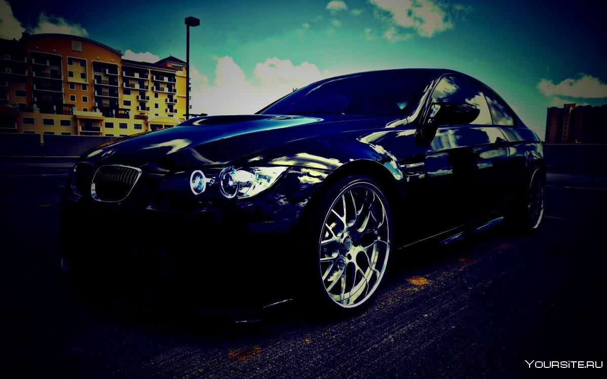 BMW черная красивая