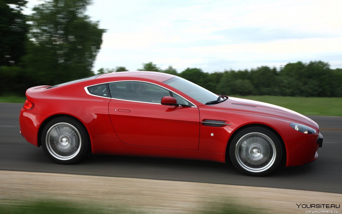 Aston Martin v8 Vantage Coupe