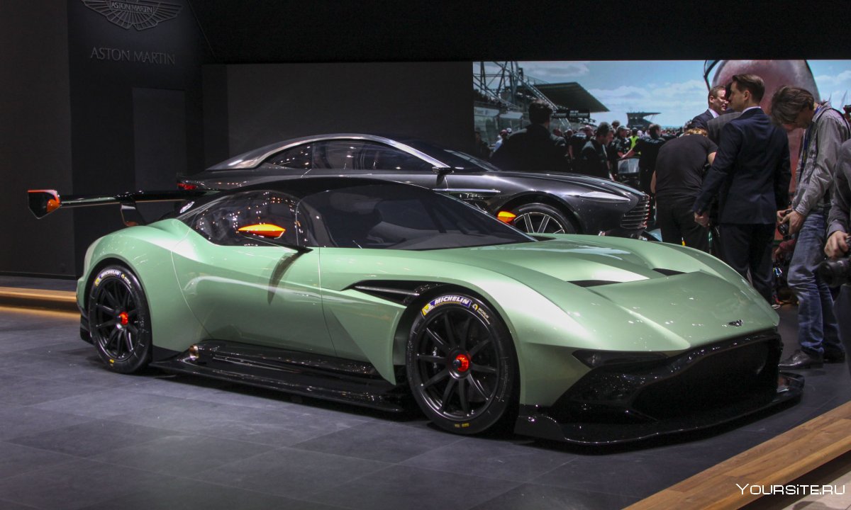 Aston Martin Vulcan обои
