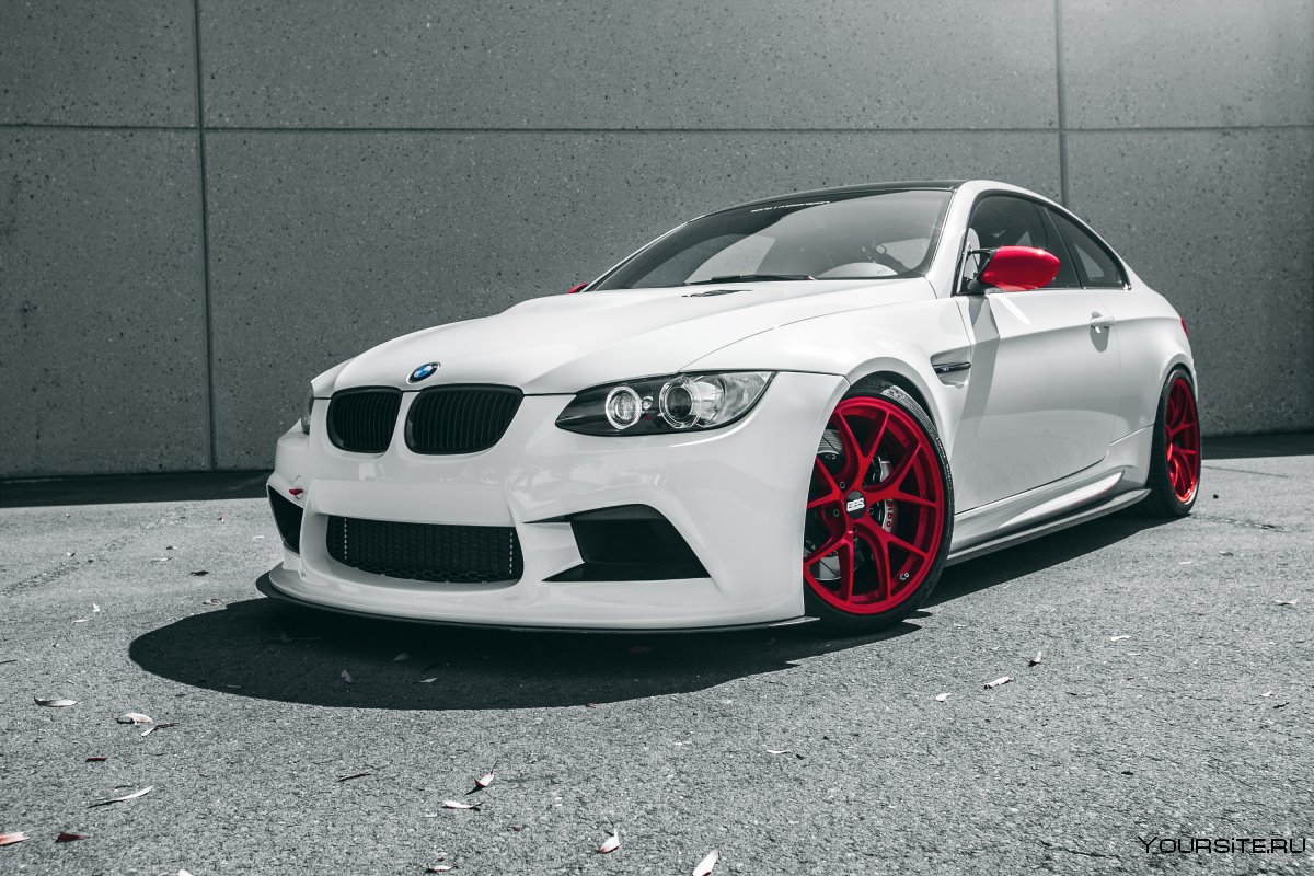 BMW m3 купе красно чёрный