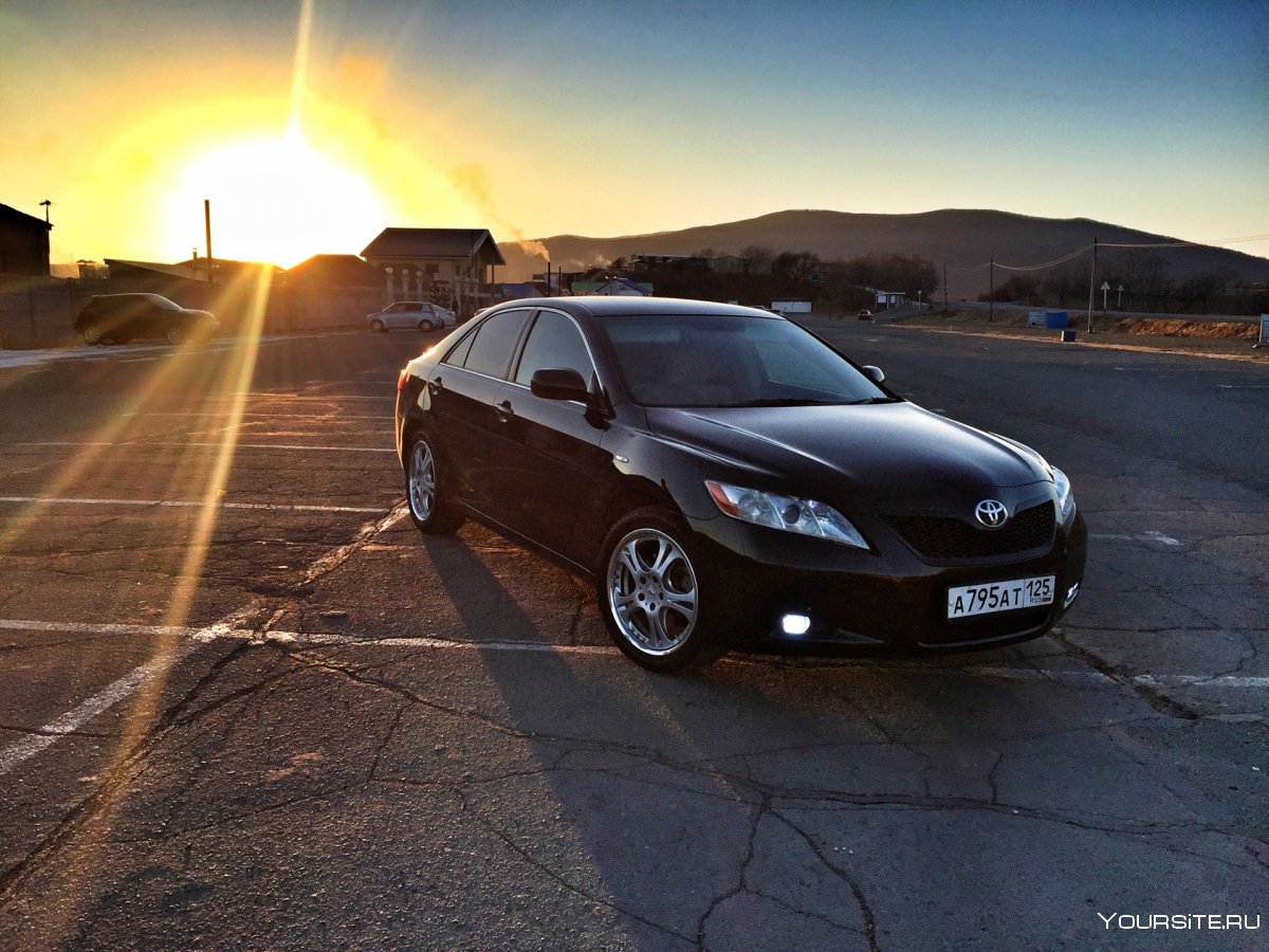 Camry 40 Black Edition