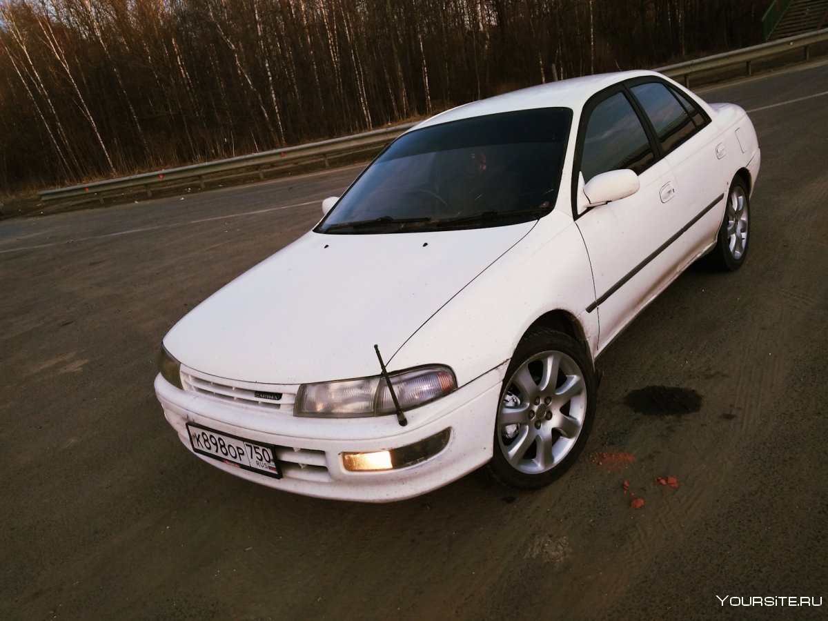 Тойота Карина улыбка 1994