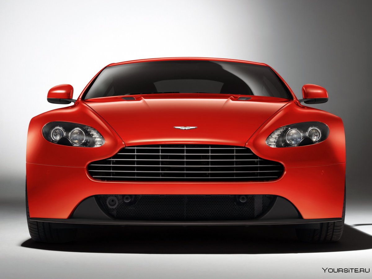 Aston Martin db9 красный