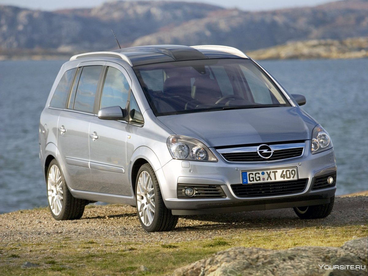 Opel Zafira 2005 2.2