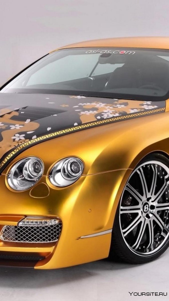 Bentley Continental золотой