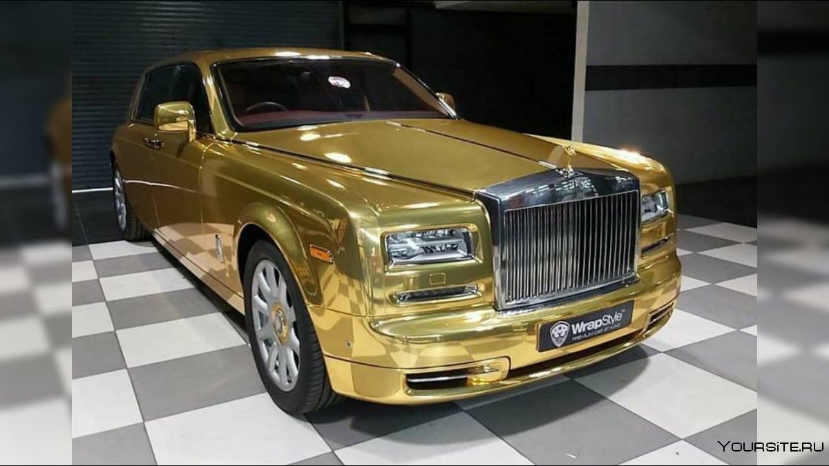 Золотой Rolls Royce Phantom