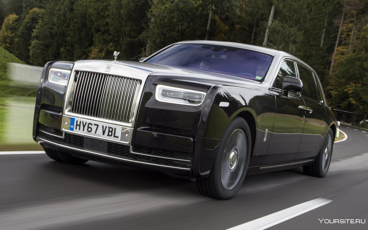 Rolls Royce Phantom 8 2021