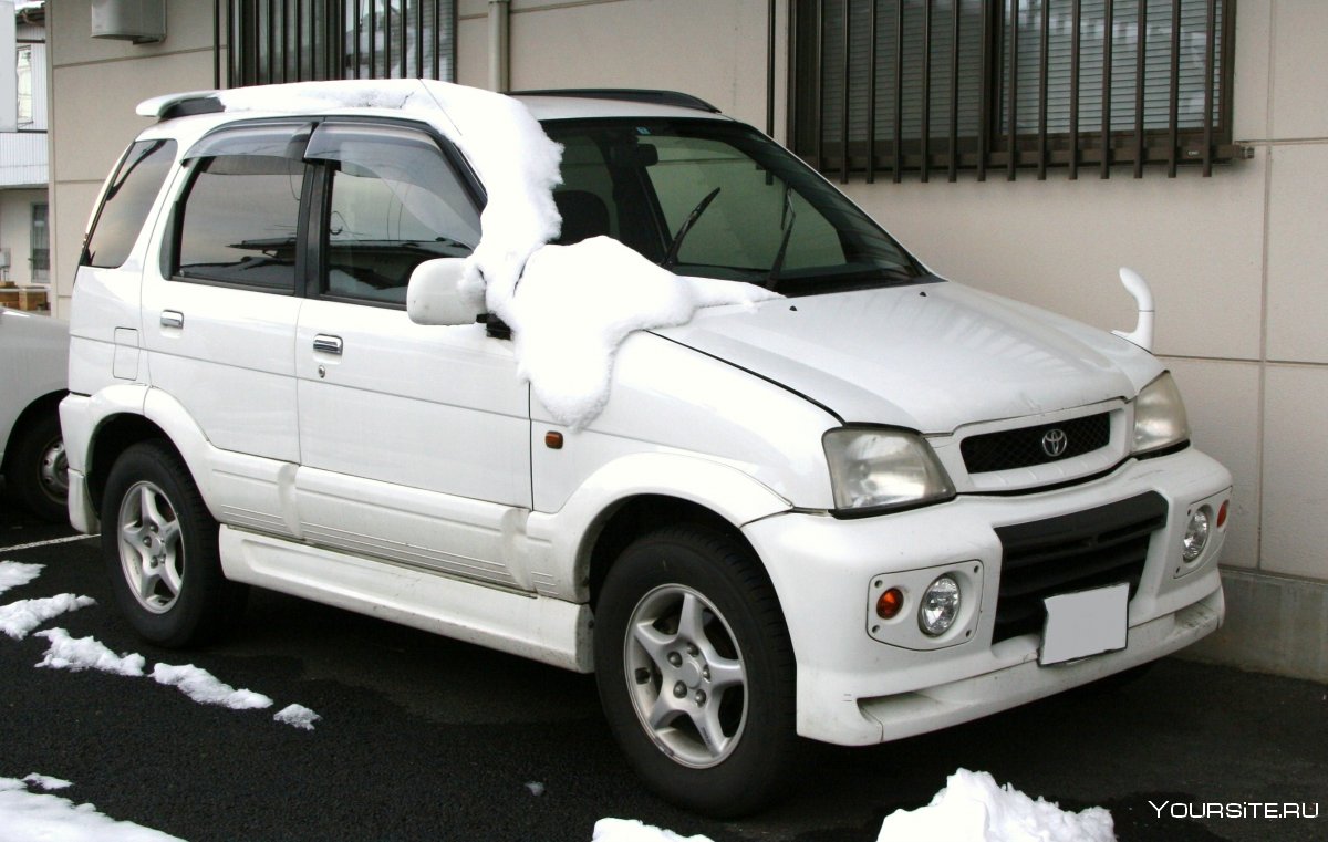 Тойота Cami 2011