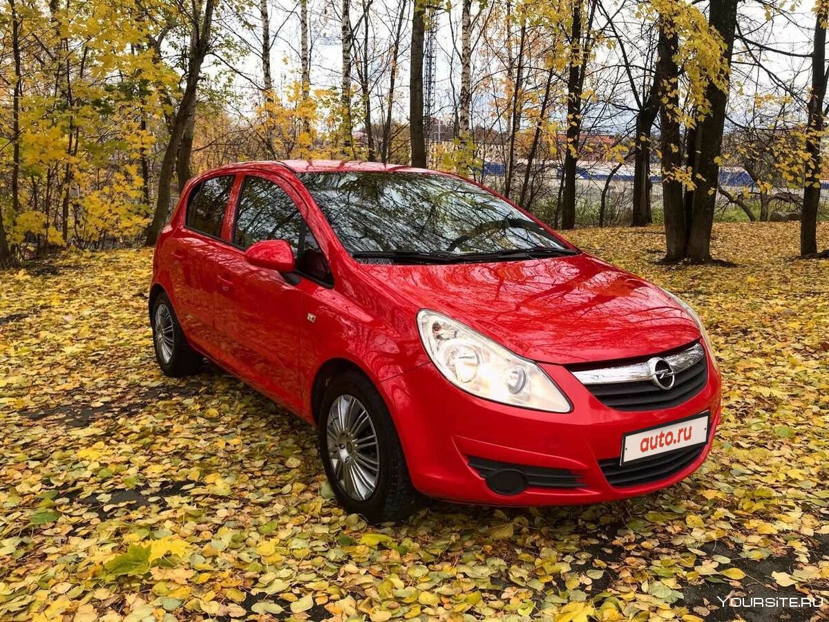 Opel Corsa красный