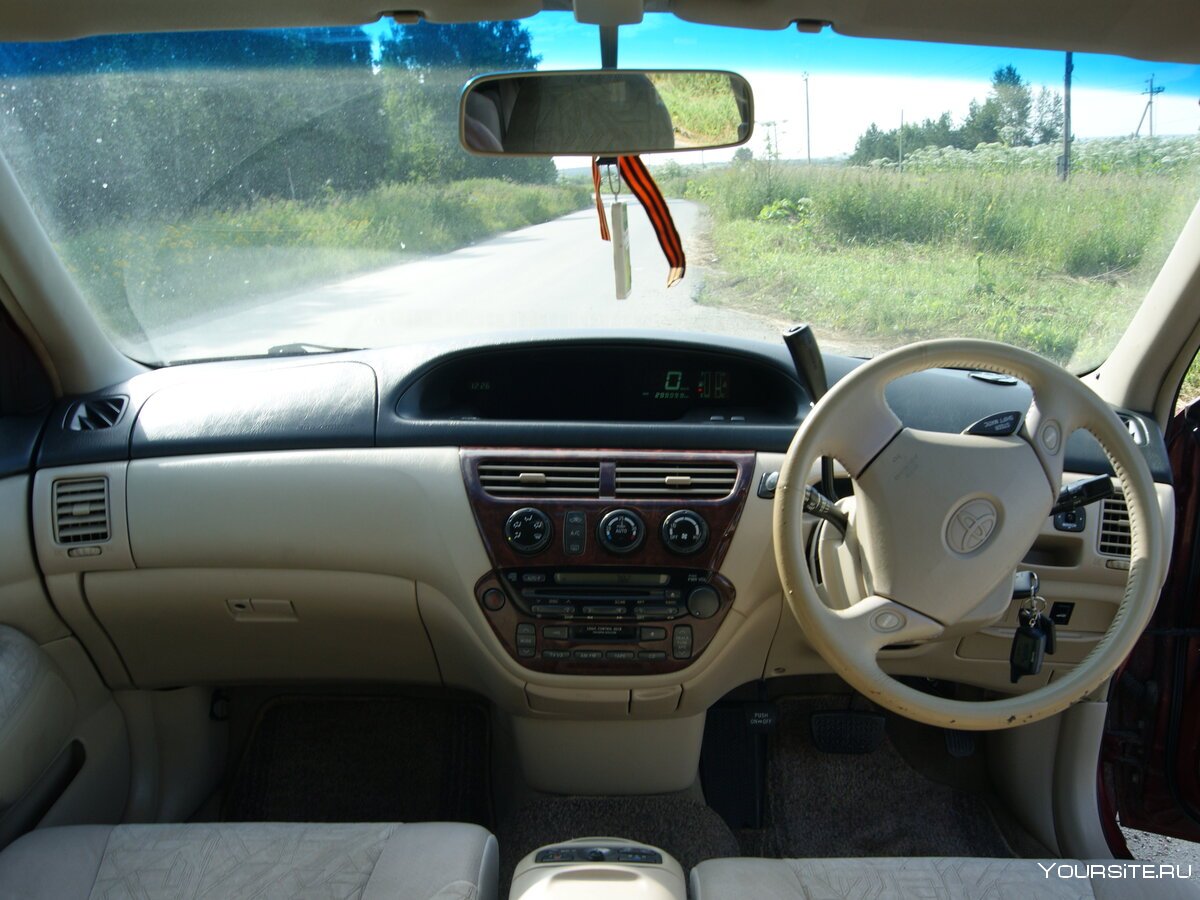 Toyota Vista 1999