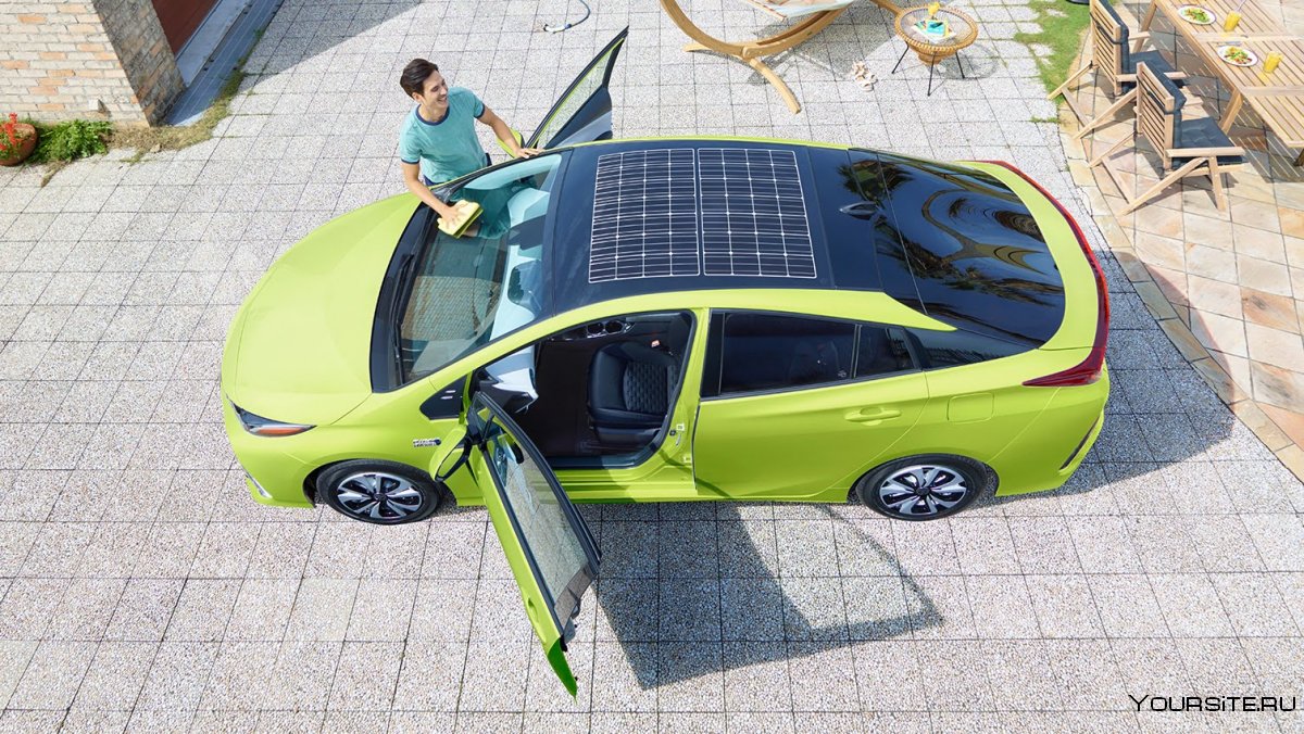 Тойота Приус на солнечных батареях