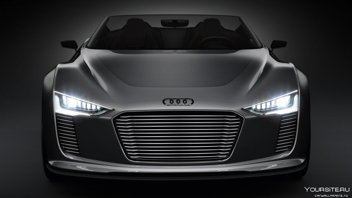 Audi e-tron вид спереди