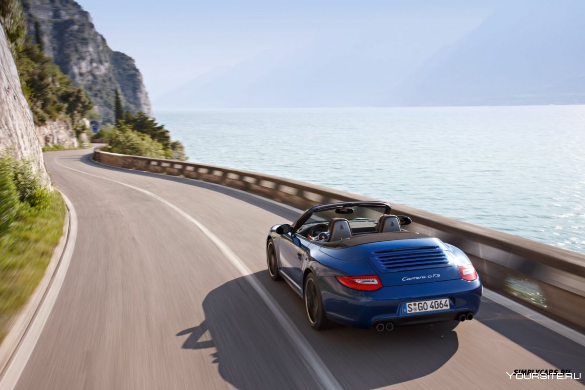 Путешествие на Porsche 911