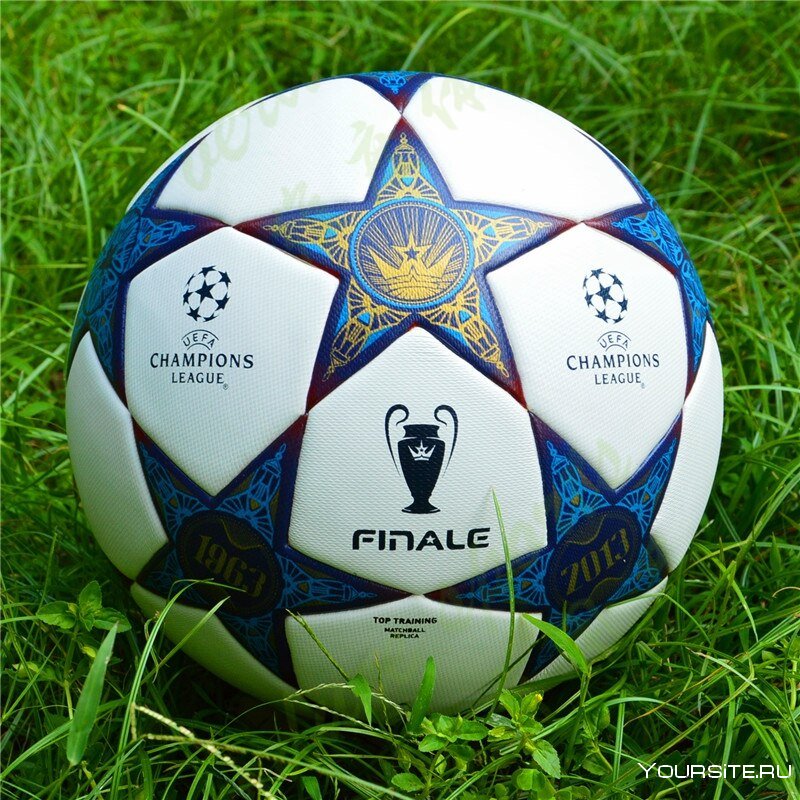 Мяч лига чемпионов УЕФА 2013