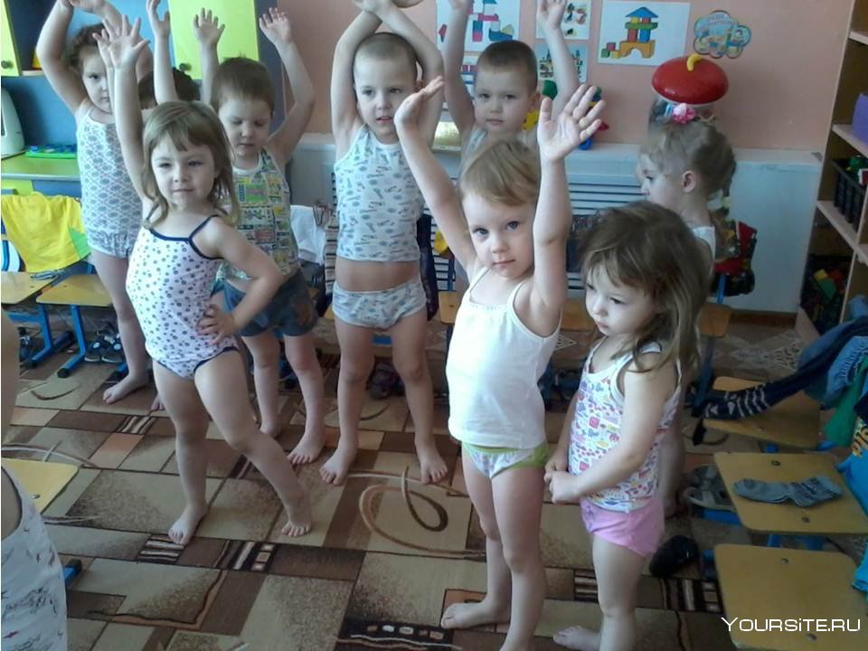 Бодрящая гимнастика в детском саду