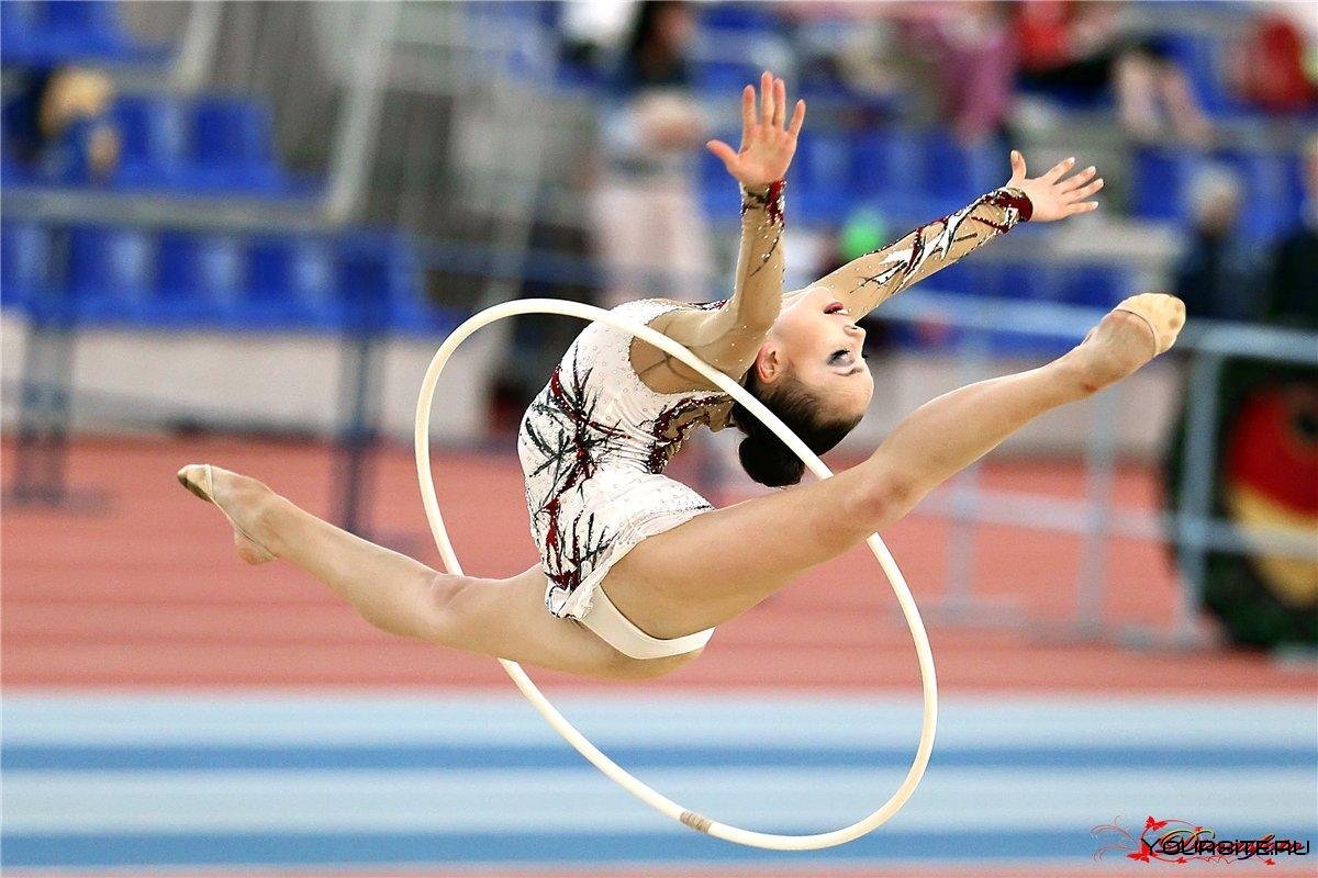 Александра Солдатова гимнастка растяжка