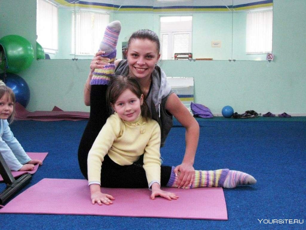 Художественная гимнастика дети растяжка