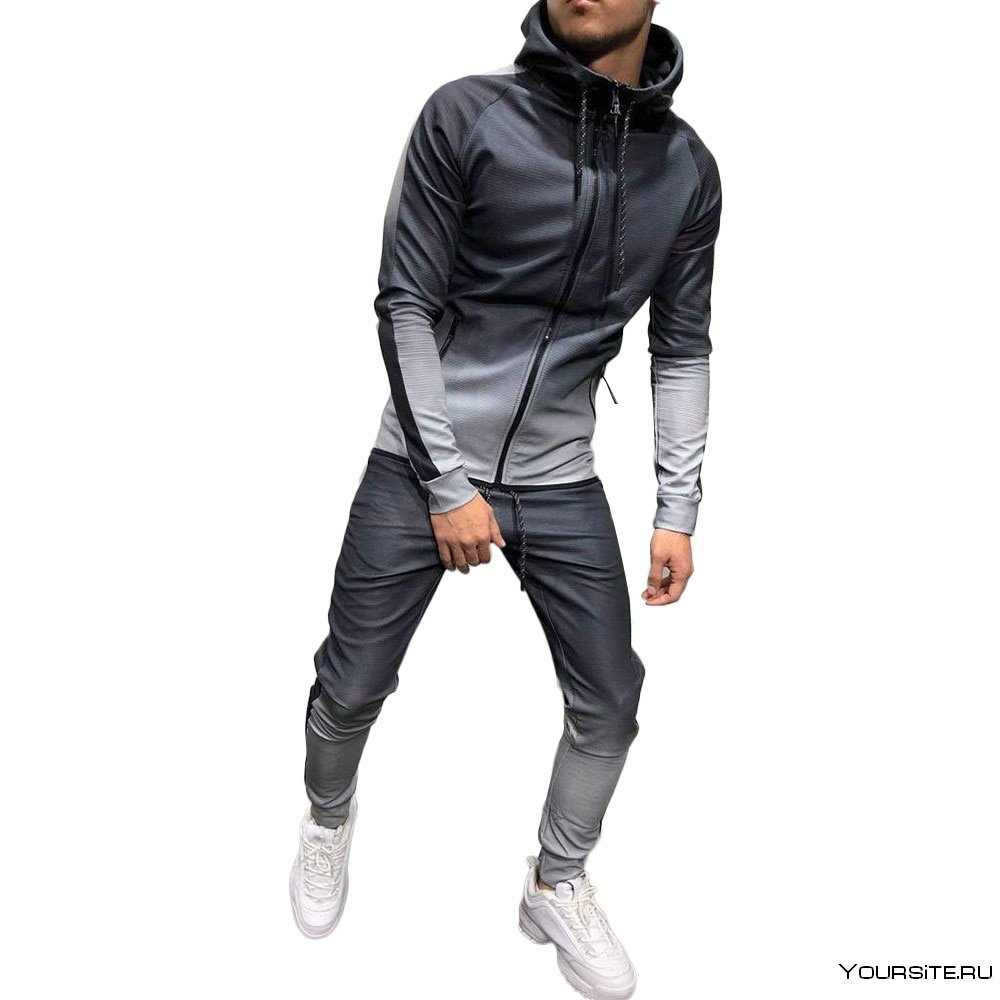 Мужчина в спортивном костюме